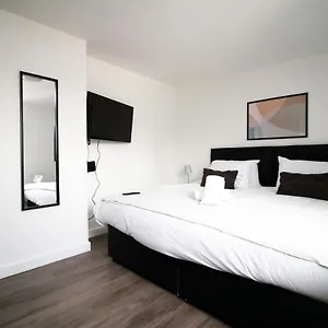 Ty Suites 7 - New In , Cardiff United Kingdom